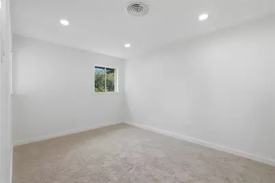 4649 South Drive W, Fort Worth, TX 76132 - Photo 9