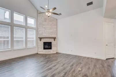 1435 Eden Valleywood Way, Arlington, TX 76005 - Photo 7