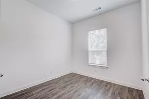 1435 Eden Valleywood Wy, Arlington, TX 76005 - Photo 23