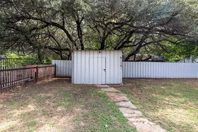 3620 Montgomery, Granbury, TX 76049 - Photo 31