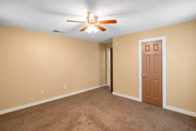3620 Montgomery, Granbury, TX 76049 - Photo 5