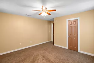 3620 Montgomery, Granbury, TX 76049 - Photo 5