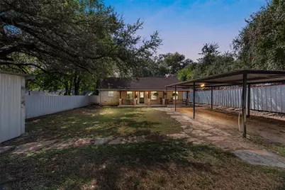 3620 Montgomery, Granbury, TX 76049 - Photo 33