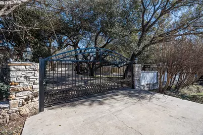 3625 Montego Boulevard, Granbury, TX 76049 - Photo 5