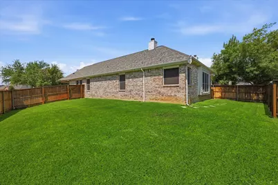 300 Conroe Circle, Lantana, TX 76226 - Photo 31