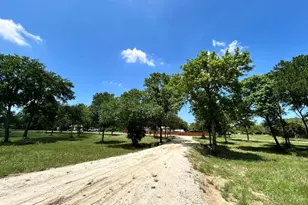 1316 E Titus St, Mexia, TX 76667 - Photo 35