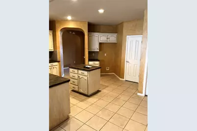 4016 Petersburg Drive, Fort Worth, TX 76244 - Photo 5