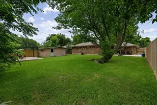 713 Patricia Dr, Sherman, TX 75090 - Photo 23