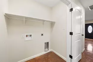 1126 N 11th St, Waco, TX 76707 - Photo 11