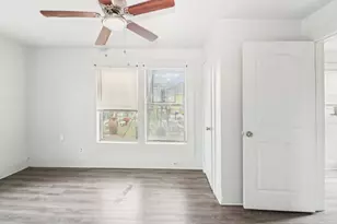 1906 Grainger St, Fort Worth, TX 76110 - Photo 11