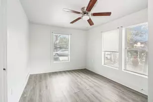 1906 Grainger St, Fort Worth, TX 76110 - Photo 13