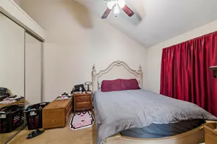 10464 Woodleaf Dr, Dallas, TX 75227 - Photo 13