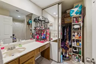 10464 Woodleaf Dr, Dallas, TX 75227 - Photo 15