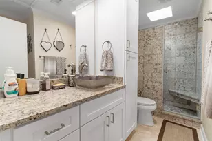 905 Crowley Rd, Arlington, TX 76012 - Photo 27