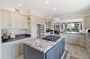 905 Crowley Rd, Arlington, TX 76012 - Photo 19