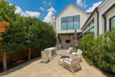 5018 Elsby Avenue, Dallas, TX 75209 - Photo 11
