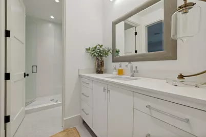 5018 Elsby Avenue, Dallas, TX 75209 - Photo 5