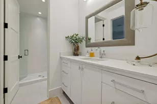 5018 Elsby Ave, Dallas, TX 75209 - Photo 5