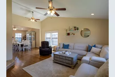 8209 Woodside Road, Rowlett, TX 75088 - Photo 7