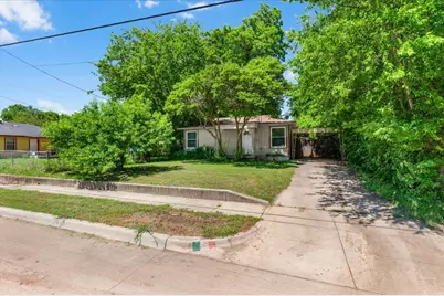 2532 Chicago Avenue, Fort Worth, TX 76103 - Photo 1