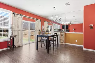 399 Dublin St, Lewisville, TX 75067 - Photo 9