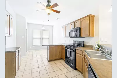 9941 Northgate Drive, McKinney, TX 75072 - Photo 5