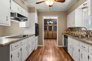 436 Topeka Dr, Woodway, TX 76712 - Photo 7