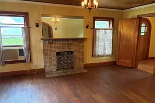 828 W Gandy St, Denison, TX 75020 - Photo 3