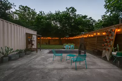1908 N Riverside Drive, Fort Worth, TX 76111 - Photo 39