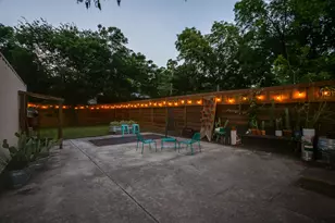 1908 N Riverside Dr, Fort Worth, TX 76111 - Photo 37