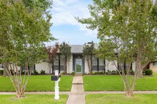 425 Provincetown Ln, Richardson, TX 75080 - Photo 1