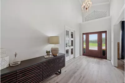 219 Navajo Trail, Lake Kiowa, TX 76240 - Photo 5