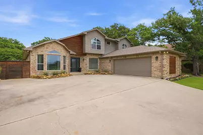 219 Navajo Trail, Lake Kiowa, TX 76240 - Photo 1