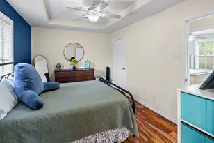 712 S Grand St, Wolfe City, TX 75496 - Photo 17