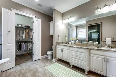 621 W 8th Street, Dallas, TX 75208 - Photo 7