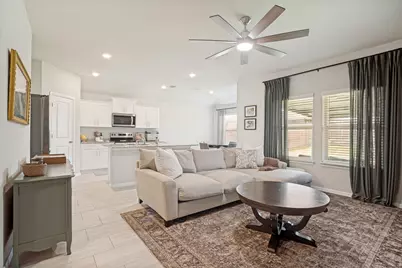 1336 Dillard Creek Drive, Fort Worth, TX 76247 - Photo 7