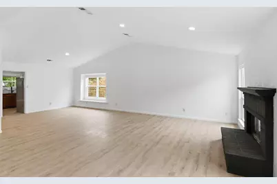 9305 Shipman Street, Rowlett, TX 75088 - Photo 5