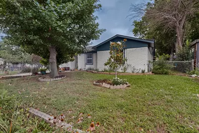 12207 Queen Drive, Balch Springs, TX 75180 - Photo 3