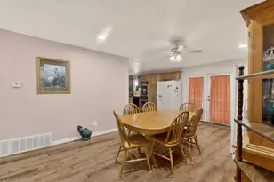 12207 Queen Dr, Balch Springs, TX 75180 - Photo 11