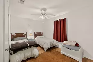 12207 Queen Dr, Balch Springs, TX 75180 - Photo 27