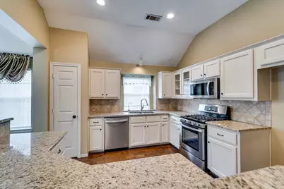 3900 Oak Park Drive, Flower Mound, TX 75028 - Photo 15