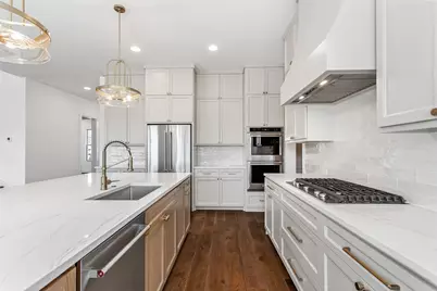 1107 Mount Auburn Avenue, Dallas, TX 75223 - Photo 17