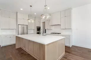 1107 Mt Auburn Ave, Dallas, TX 75223 - Photo 9