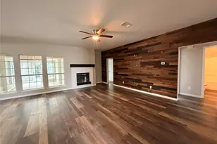 2131 Post Wood Ln, Arlington, TX 76018 - Photo 3