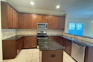 616 Kinghaven Dr, Little Elm, TX 75068 - Photo 5