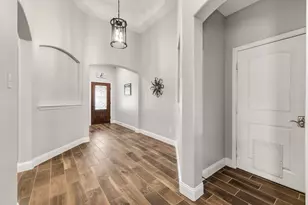 1020 Crest Breeze Dr, Fort Worth, TX 76052 - Photo 5
