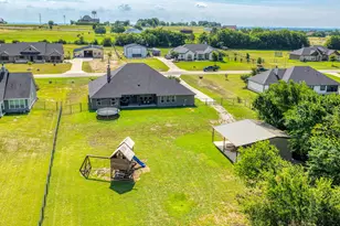 1021 Boulder Rd, Weatherford, TX 76085 - Photo 5