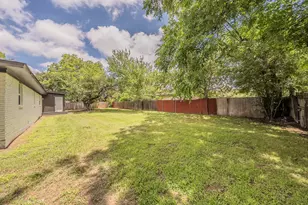 828 Glenda Dr, Bedford, TX 76022 - Photo 39