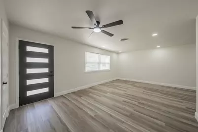 828 Glenda Drive, Bedford, TX 76022 - Photo 5