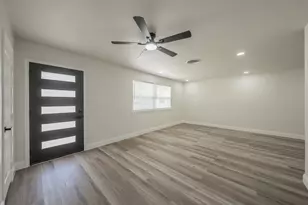 828 Glenda Dr, Bedford, TX 76022 - Photo 5